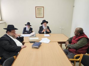 שטרי מכירת חמץ החתומים ע"י אינם שומרי תורה